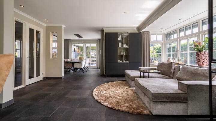 Photo 9 of Van der Waalslaan 49