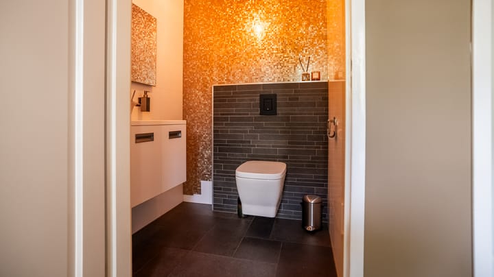 Photo 16 of Van der Waalslaan 49