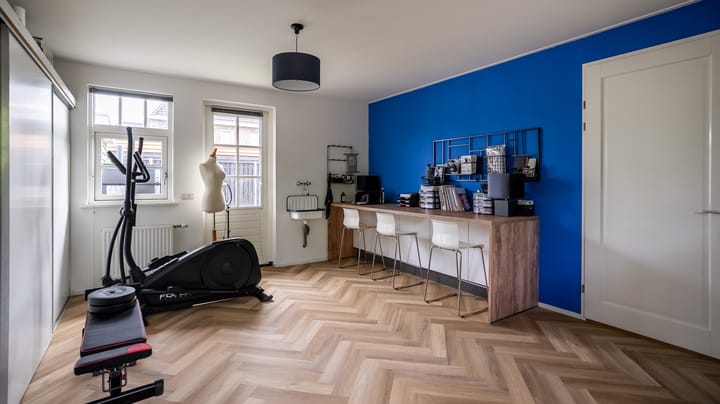 Photo 18 of Van der Waalslaan 49