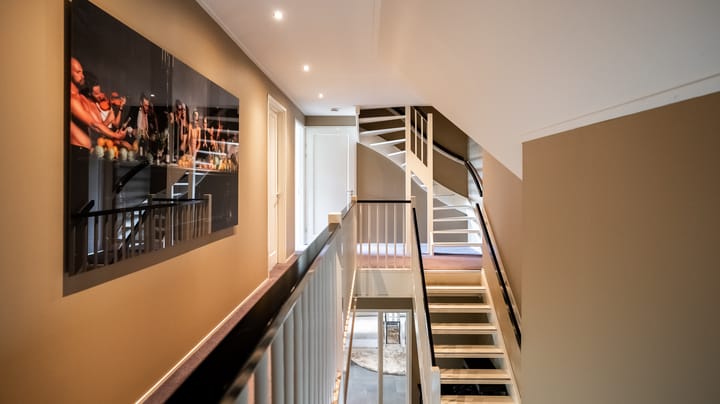 Photo 21 of Van der Waalslaan 49