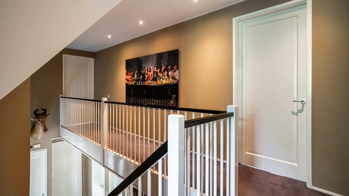 Photo 22 of Van der Waalslaan 49