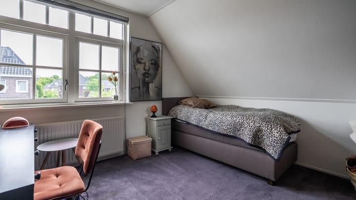 Photo 23 of Van der Waalslaan 49