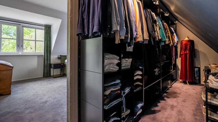 Photo 29 of Van der Waalslaan 49