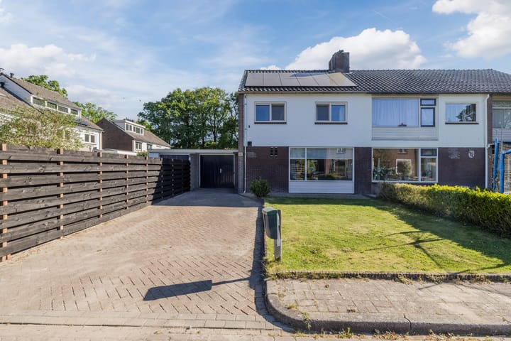 Foto 2 van Lindelaan 1