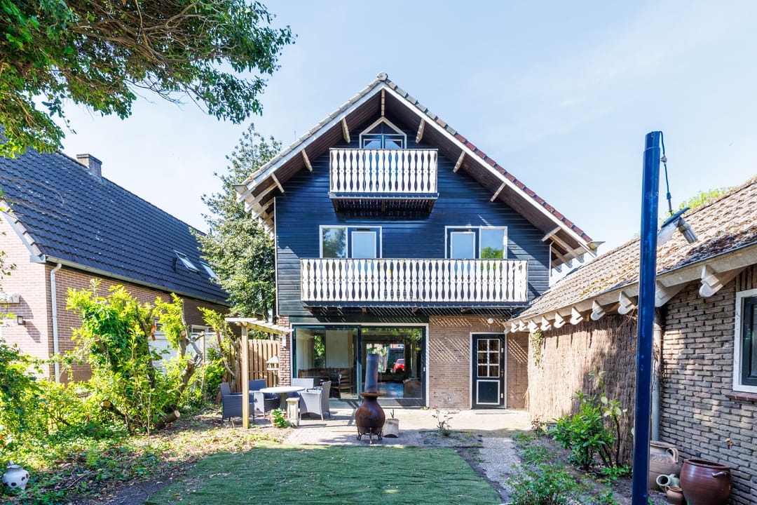 Photo 2 of Thorbeckestraat 42