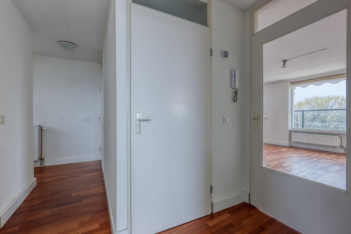 Foto 8 van Louis Armstronglaan 71