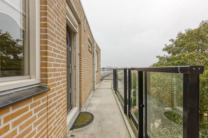 Foto 5 van Louis Armstronglaan 71