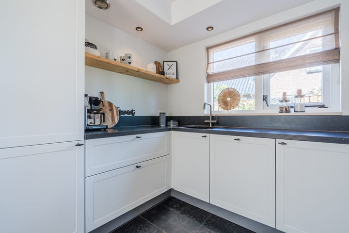 Photo 20 of Verlengde Middenraai 93