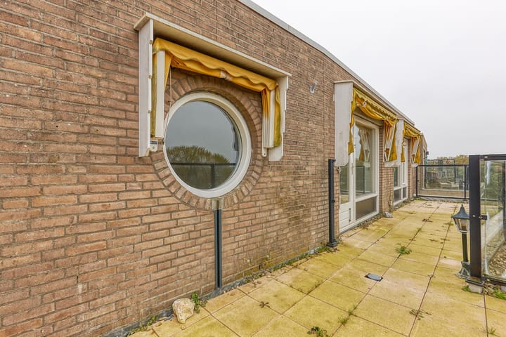 Foto 14 van Louis Armstronglaan 71