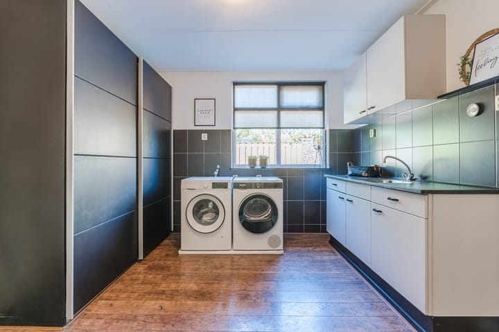 Photo 35 of Verlengde Middenraai 93