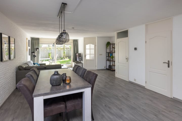 Photo 9 of Else Mauhsstraat 17