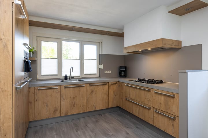 Photo 12 of Else Mauhsstraat 17