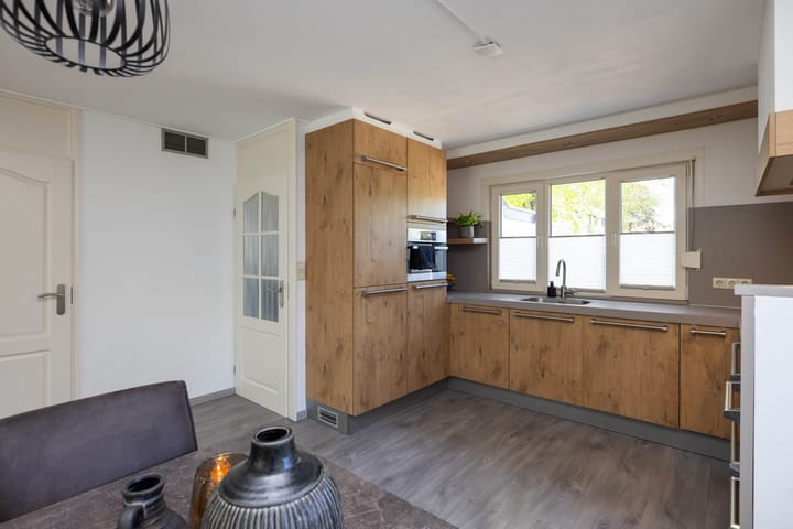 Photo 13 of Else Mauhsstraat 17