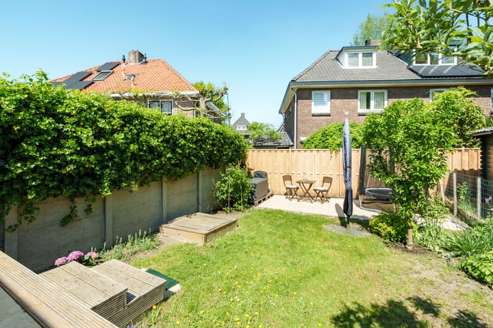 Foto 29 van August Faliseweg 5