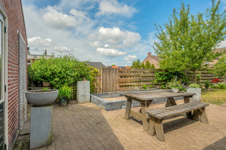 Photo 33 of Groen van Prinstererlaan 3