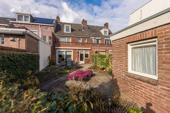 Foto 43 van Veldhovenring 72