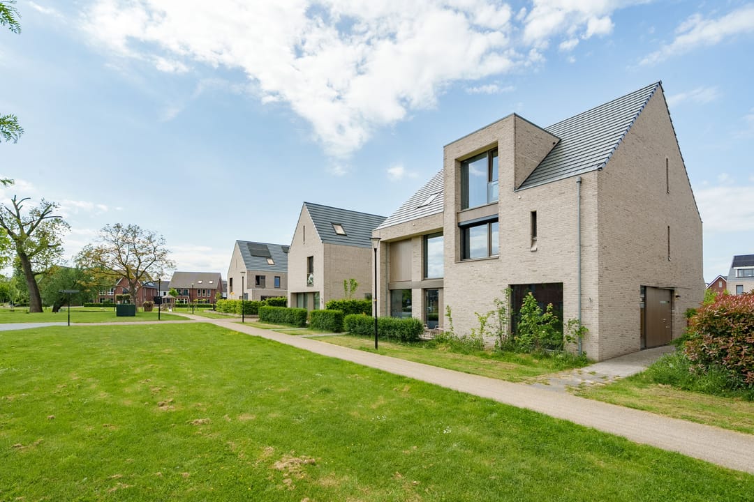 Photo 2 of Prof. Visserlaan 19