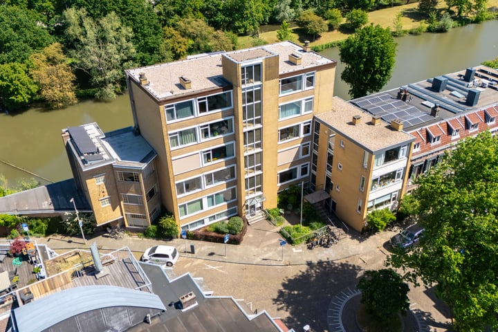 Graaf Adolfstraat 58