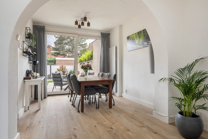 Foto 12 van Cornelis M.J.M. Burgerlaan 9