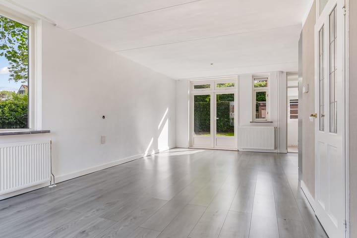 Photo 6 of Oostergo 36