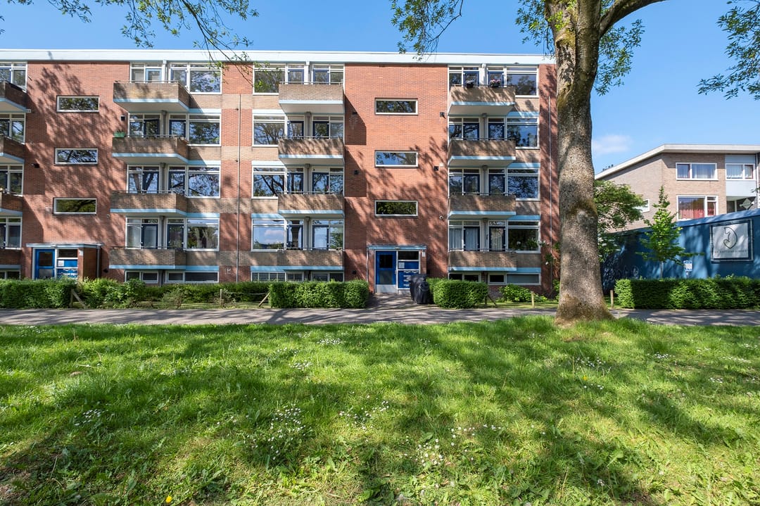 Photo 2 of Van Lenneplaan 25