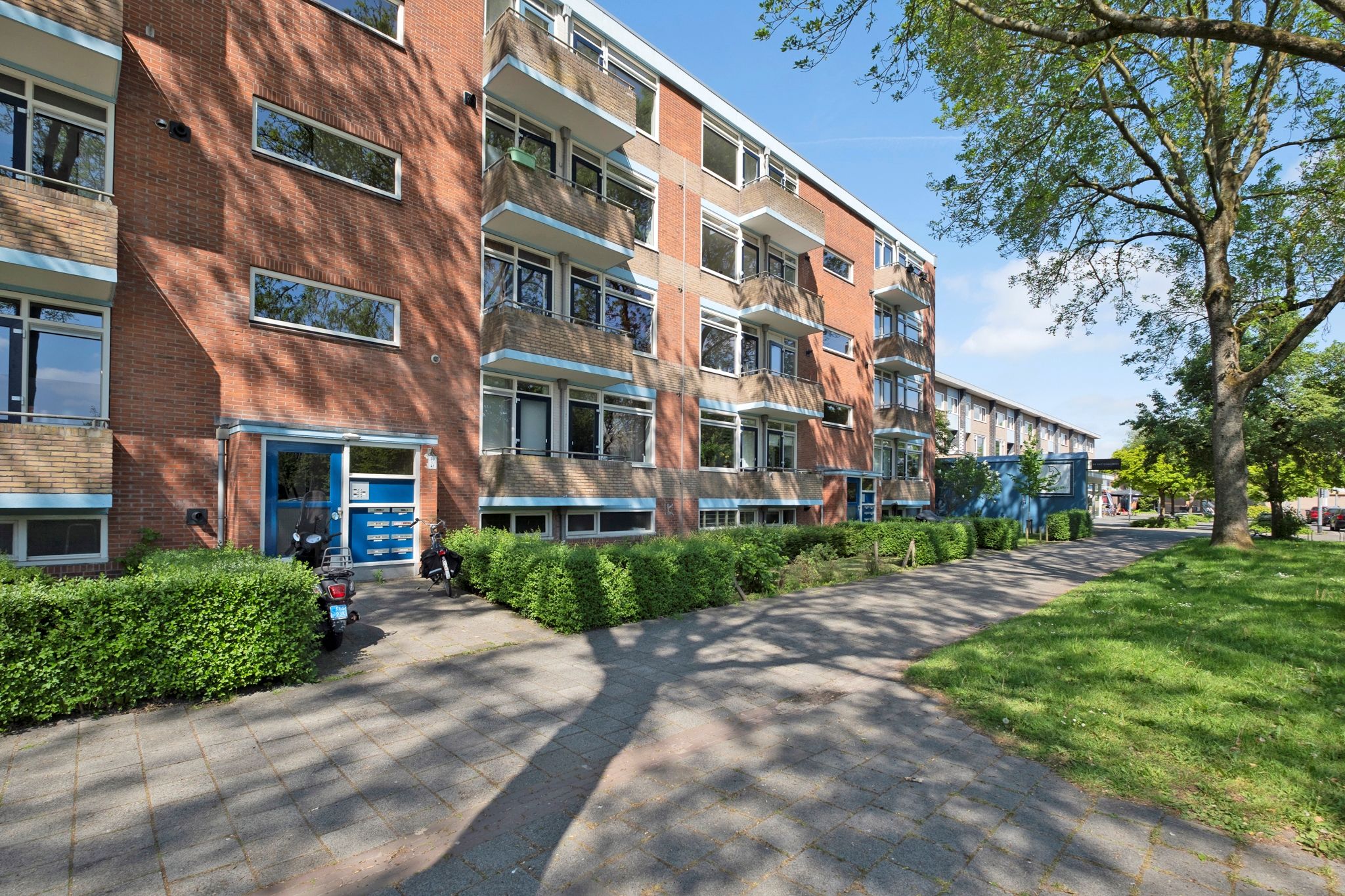 Photo 3 of Van Lenneplaan 25