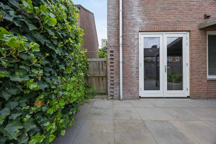 Foto 25 van Einsteinlaan 38