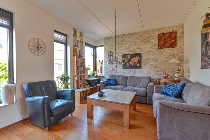 Photo 6 of De Garve 9