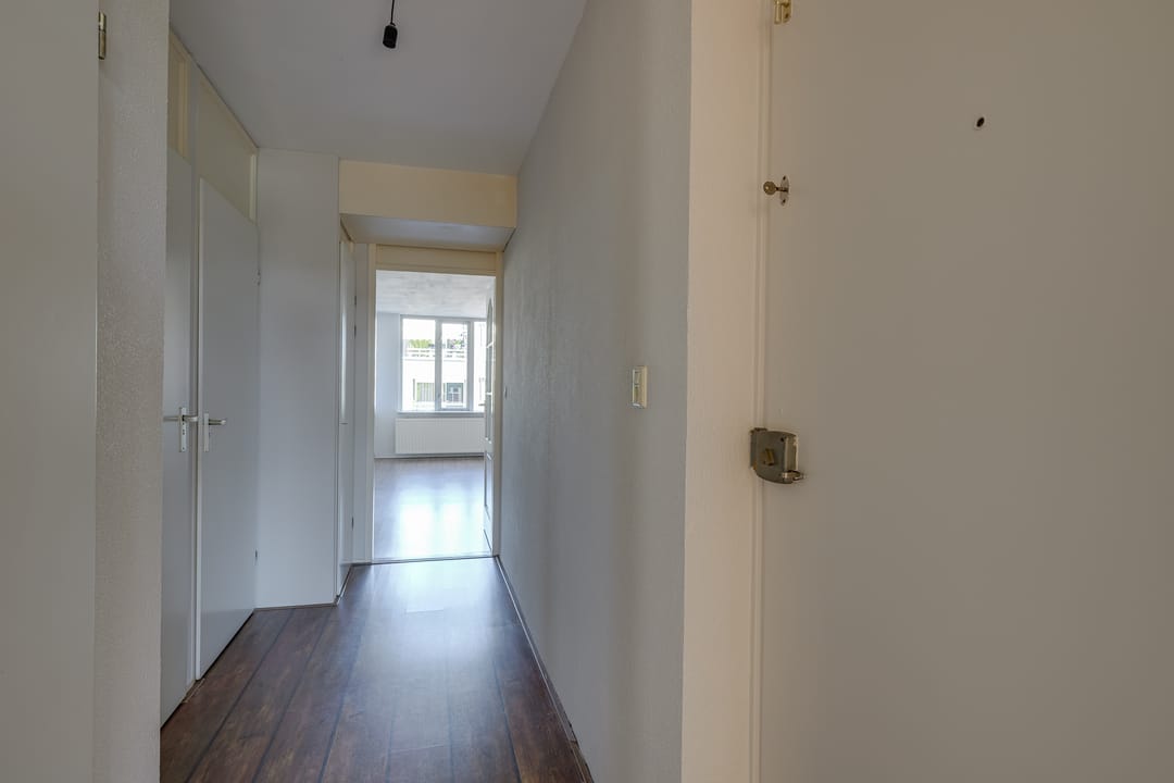 Foto 17 van Willem van Hooffstraat 57