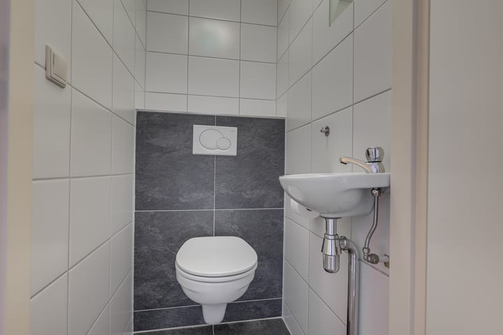 Foto 15 van Willem van Hooffstraat 57