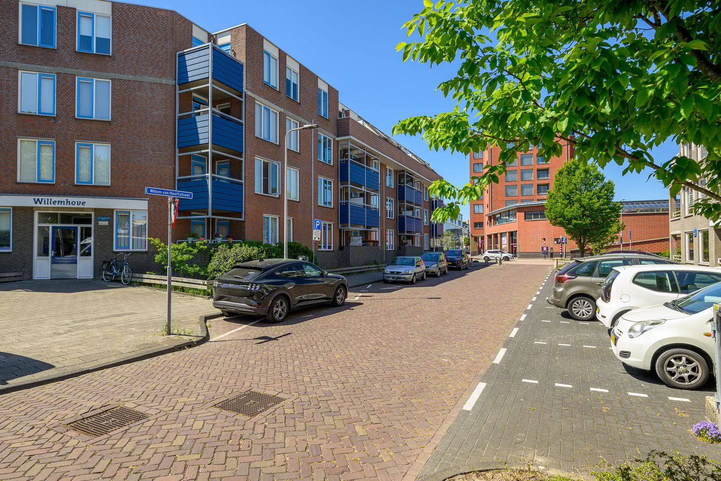 Foto 20 van Willem van Hooffstraat 57