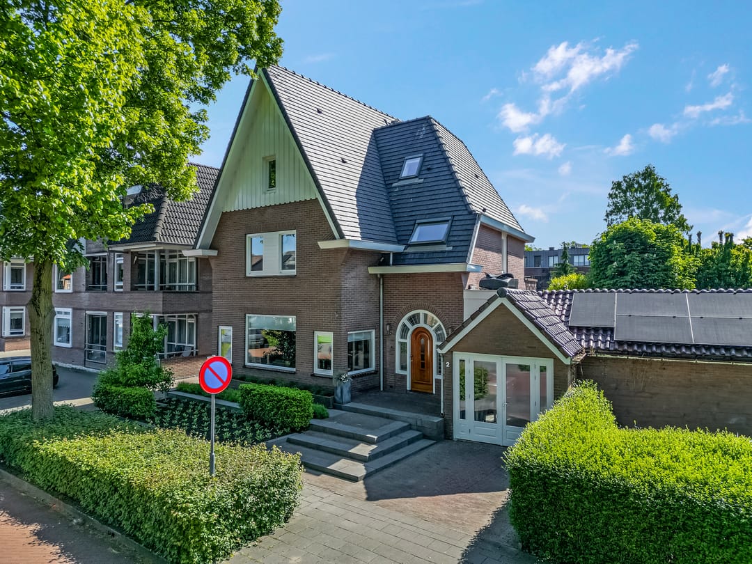 Photo 1 of J.P.C. Leinweberstraat 2