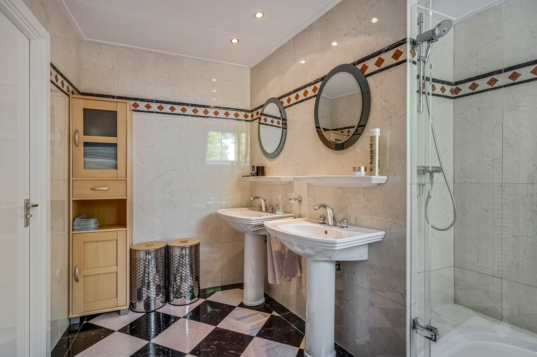 Photo 41 of J.P.C. Leinweberstraat 2