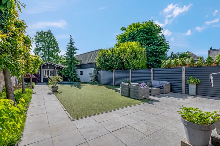 Foto 4 van J.P.C. Leinweberstraat 2