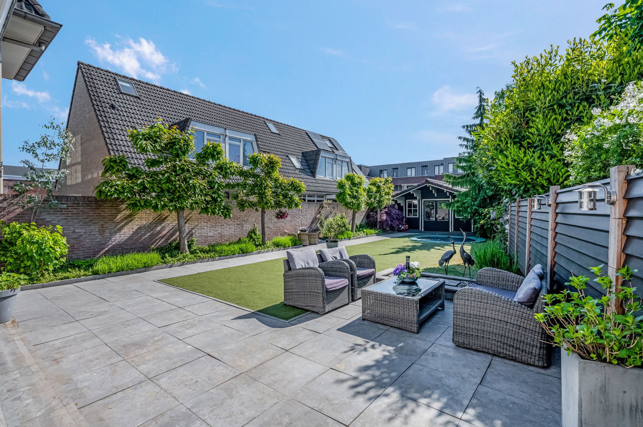 Photo 60 of J.P.C. Leinweberstraat 2