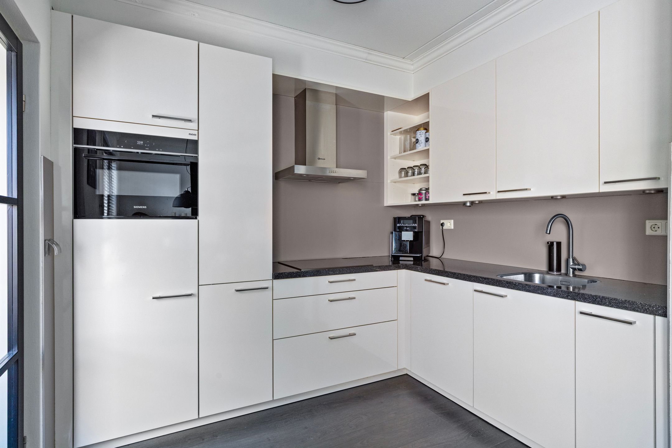 Foto 3 van ds. Raamshof 7