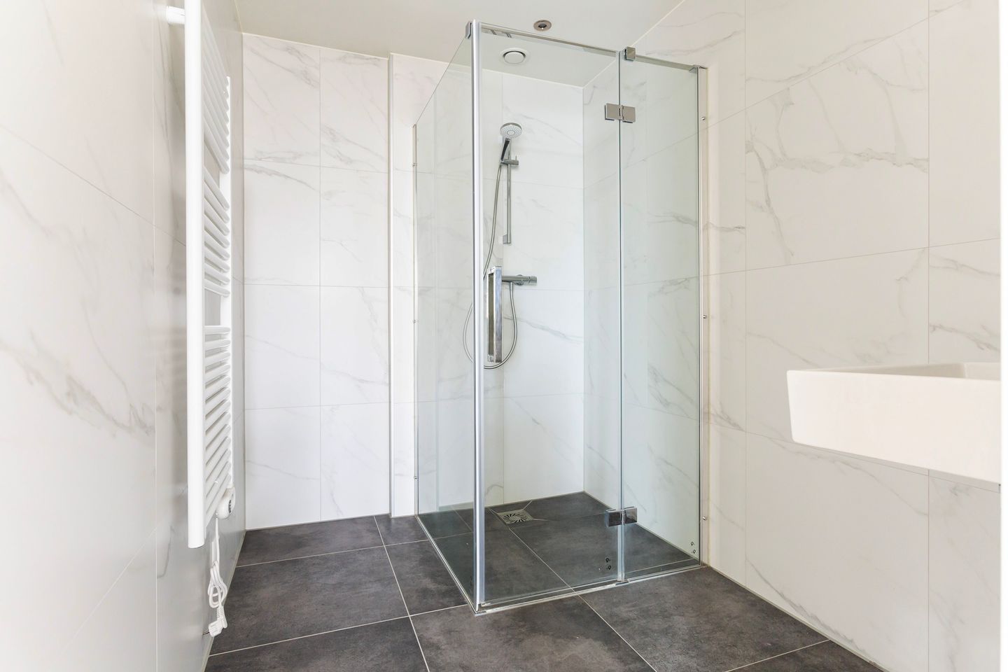 Foto 19 van Helfrichstraat 25-C