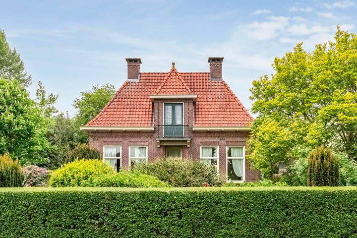 Dorpsstraat 9