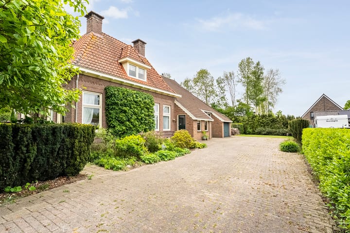 Photo 8 of Dorpsstraat 9