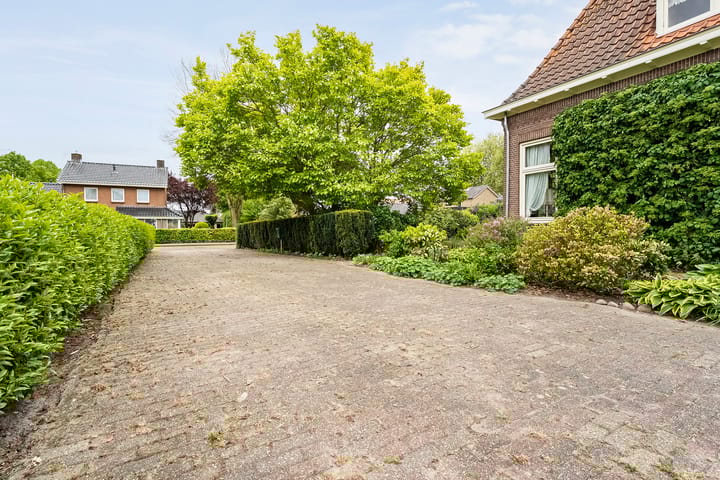 Photo 9 of Dorpsstraat 9