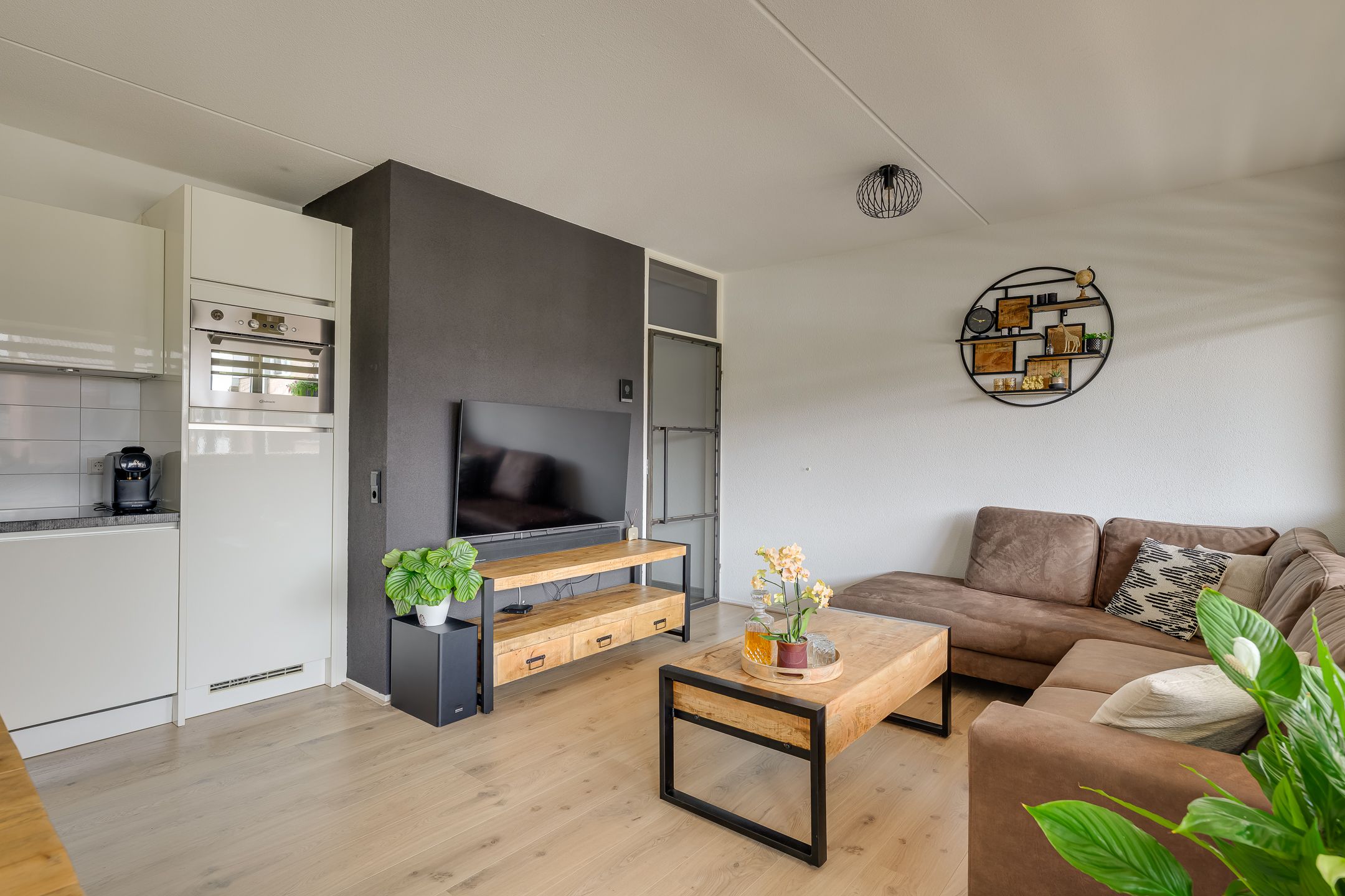 Foto 3 van Zandeveltplein 21-A