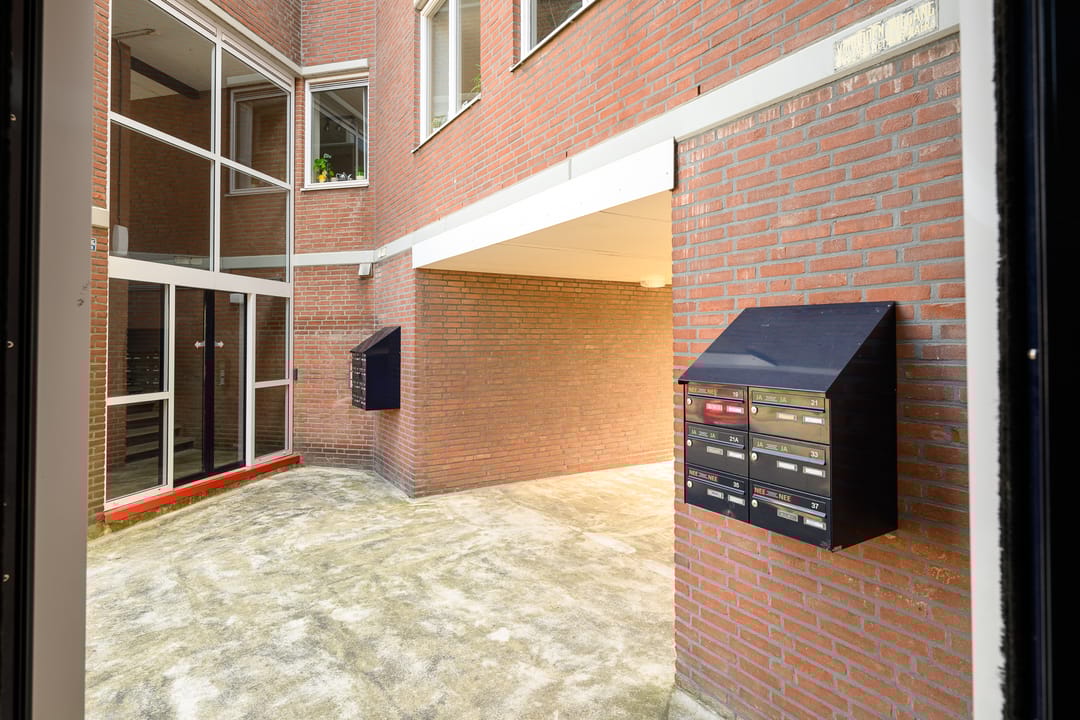 Foto 23 van Zandeveltplein 21-A