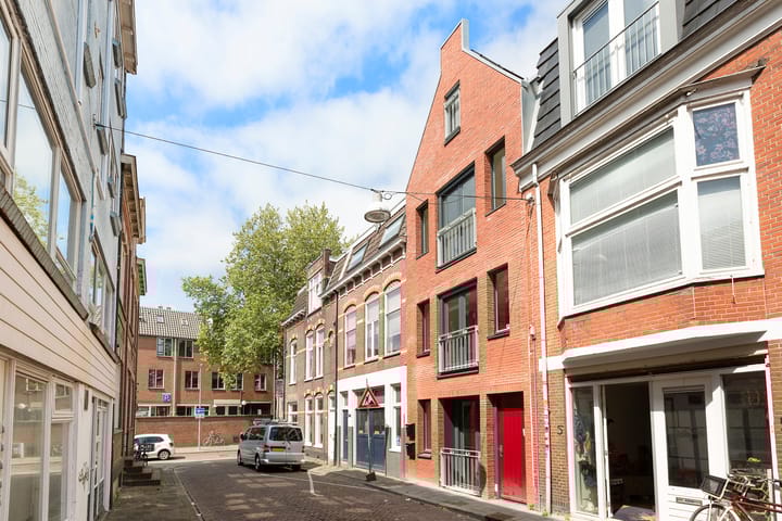 Foto 26 van Raamstraat 5-1