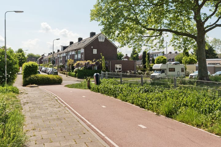 Photo 2 of Wilhelminastraat 4