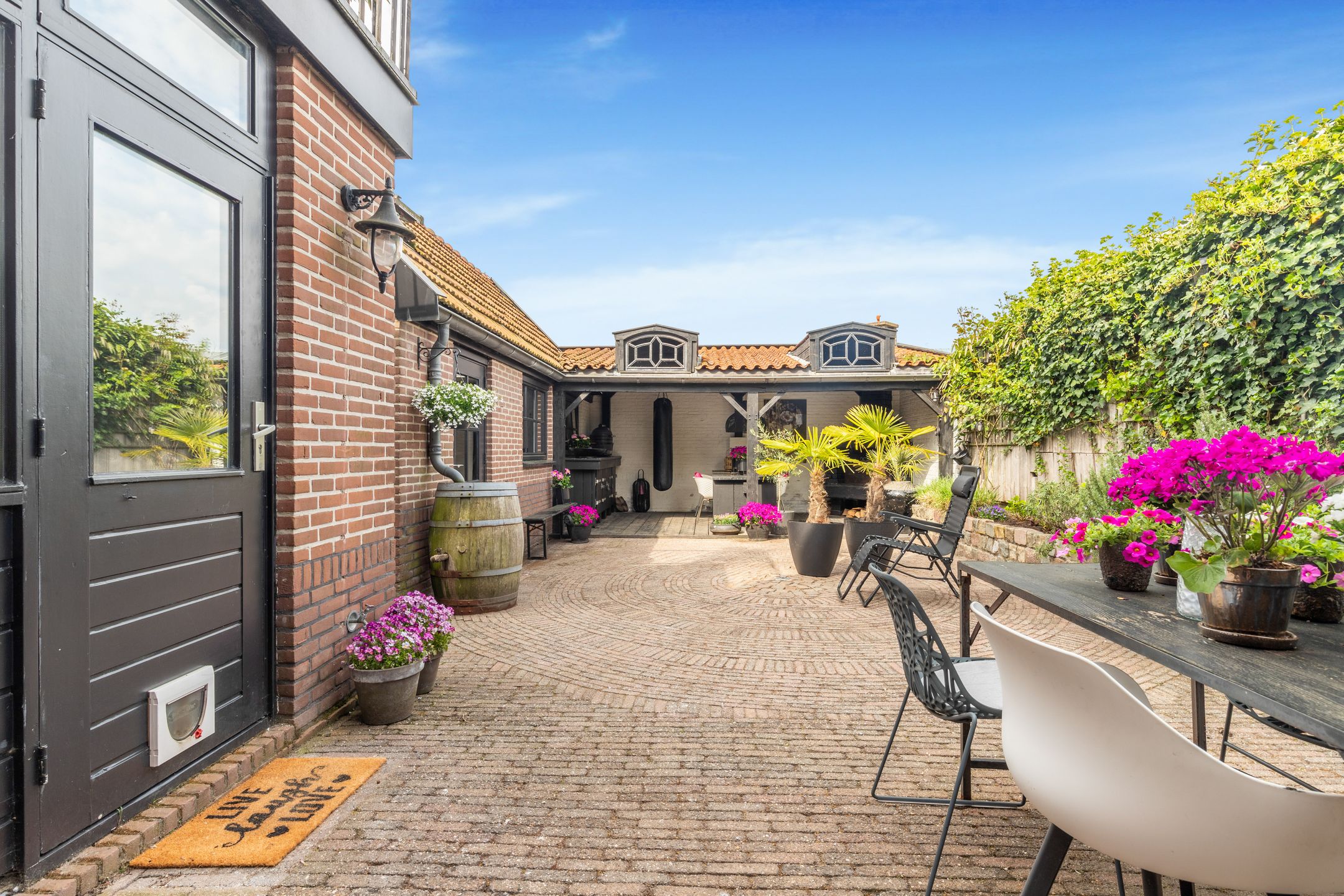 Photo 39 of Oude Haarlemmerweg 9