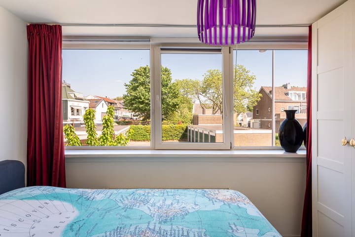 Foto 28 van Madroelstraat 18