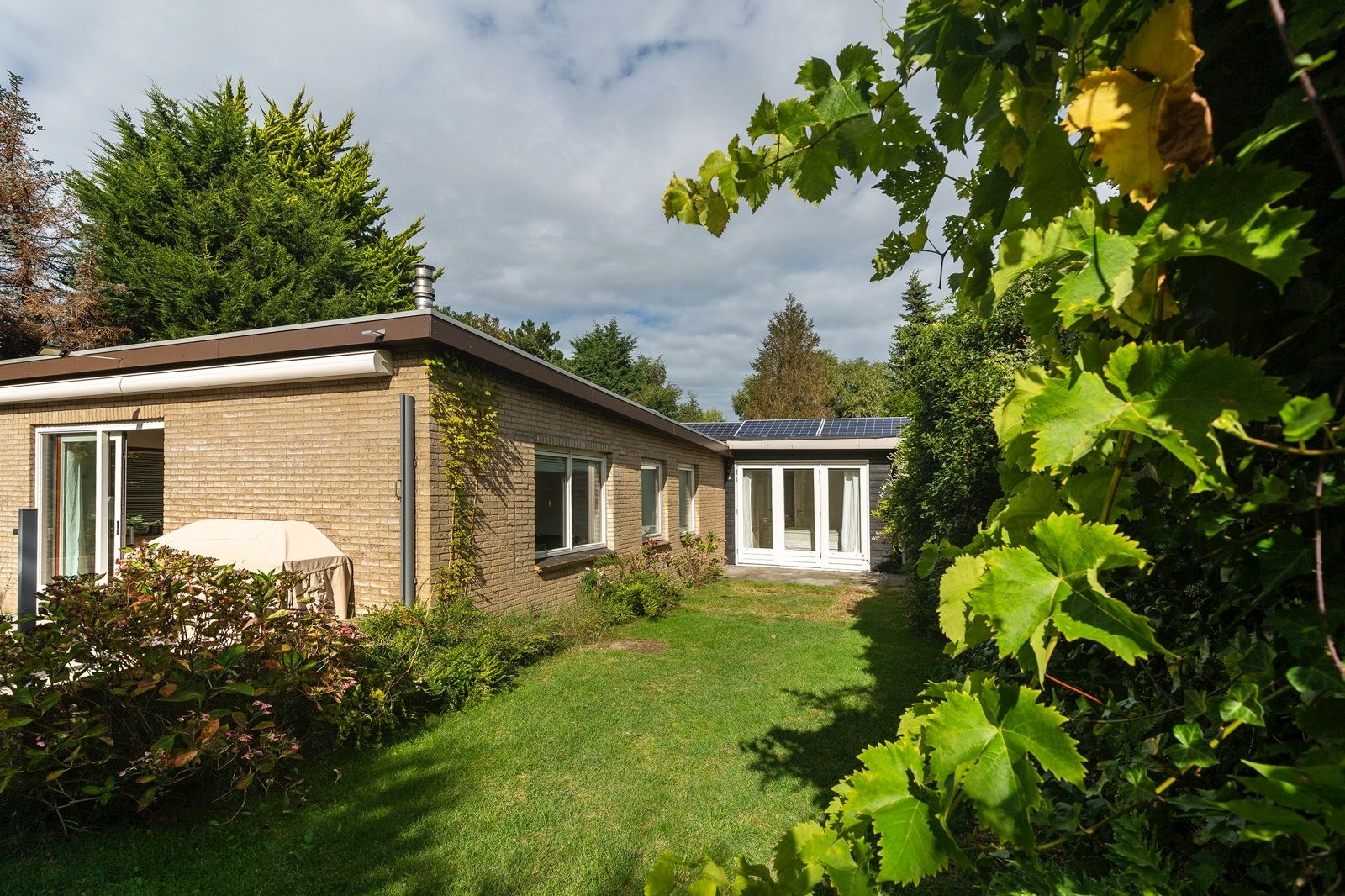 4-bedroom freehold villa in Ouddorp — photo 4 of 5