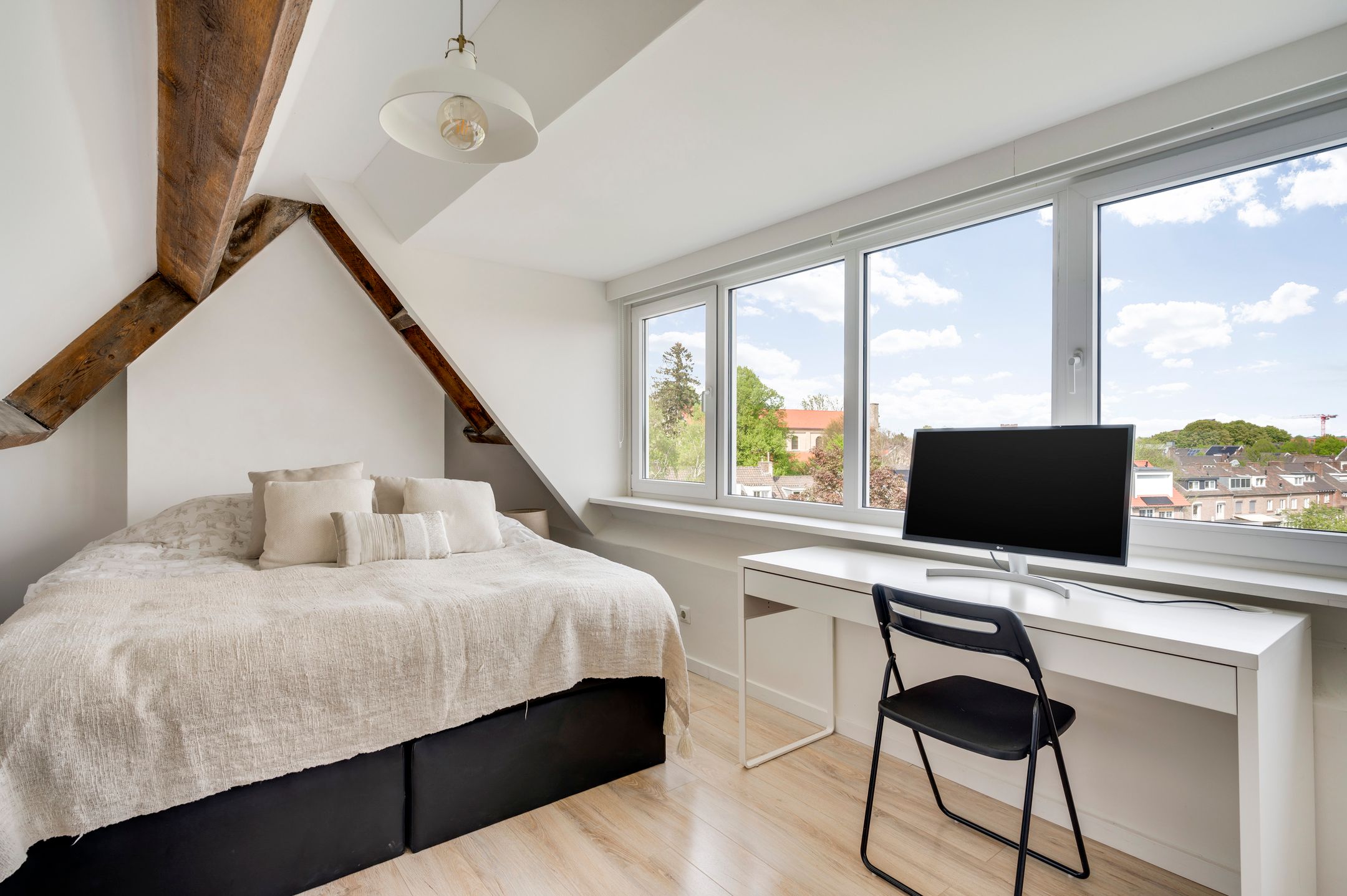 Foto 15 van Burgemeester Ceulenstraat 51-B