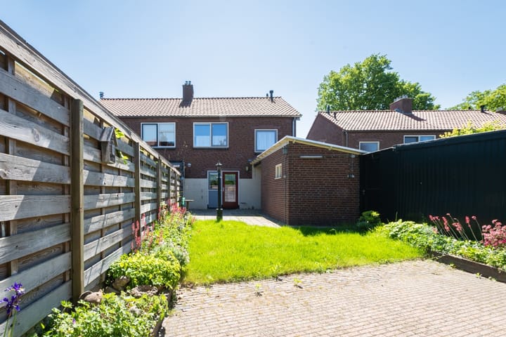 Foto 18 van Mauritsweg 8