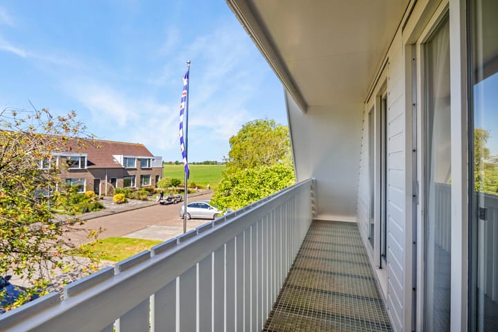 Foto 24 van Rengersstrjitte 24